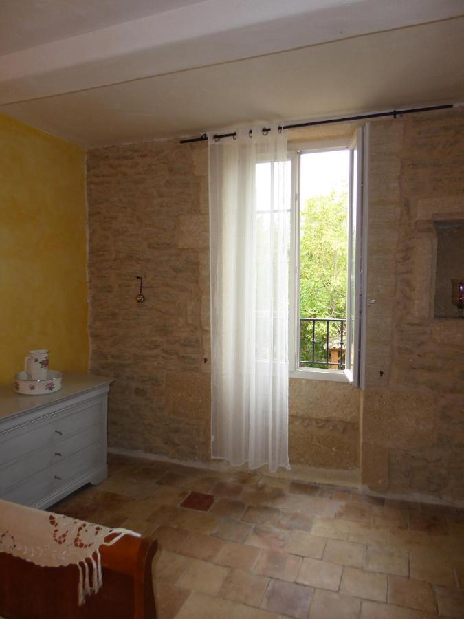 Mas Du Puits Blanc Bed & Breakfast Sernhac Dış mekan fotoğraf