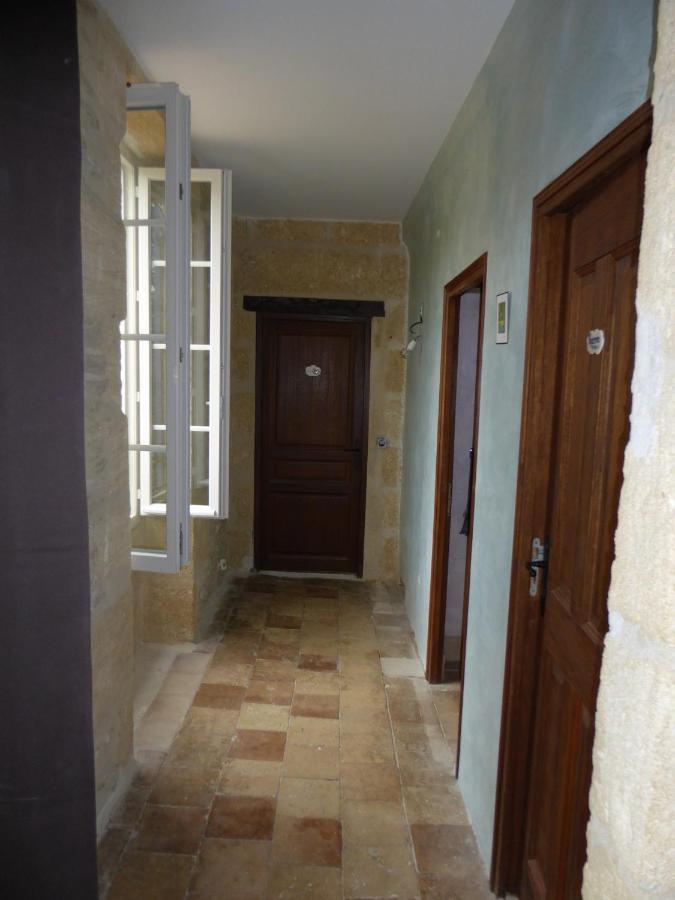 Mas Du Puits Blanc Bed & Breakfast Sernhac Dış mekan fotoğraf